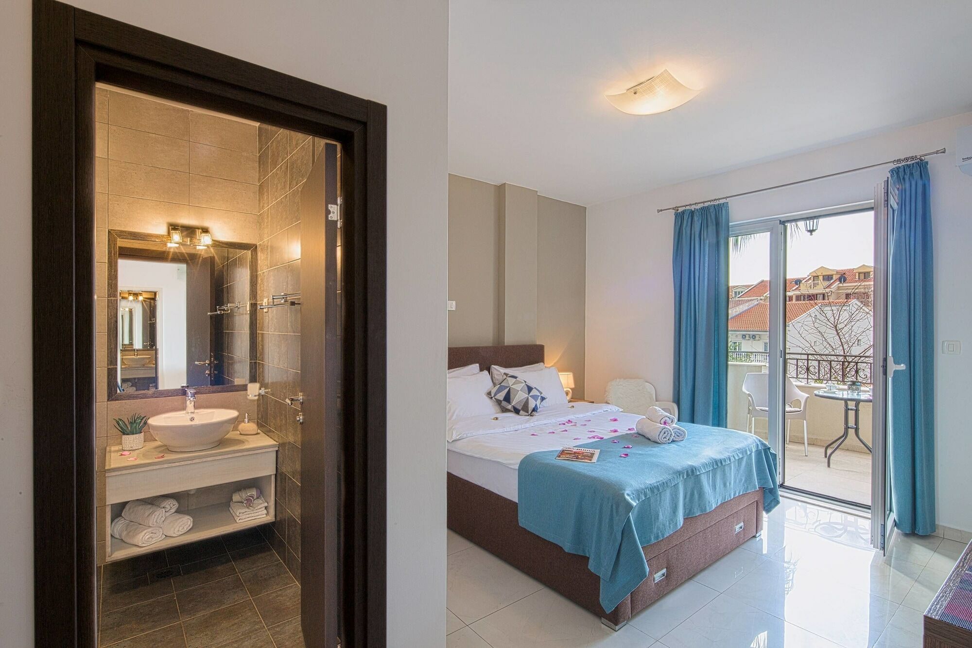 Le Marc Guest House Budva Exterior foto